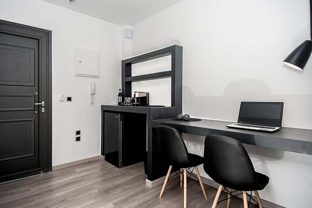 A & B Minimal Suite With Sea View In Argostoli Eksteriør billede